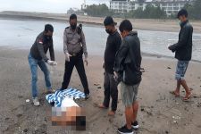 Mayat Tanpa Busana Pakai Gelang Tridatu Bikin Geger Pantai Batu Belig Kuta Utara Bali - JPNN.com Bali