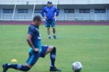 Persib Tak Kendor Jumpa Barito Putera, Lihat Latihan Final ala Coach Robert - JPNN.com Bali