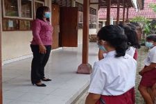 Disdik Gianyar Mulai Gelar Belajar Tatap Muka Senin Besok, Ini Teknisnya - JPNN.com Bali