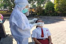 Satgas Covid-19 Buleleng Tes Sampel Rapid Antigen Cegah Klaster Sekolah - JPNN.com Bali