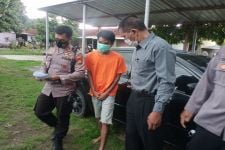 Curi Motor Pakai Mobil, Tampang Pencuri Konyol di Cakranegara Ini Memelas, Nih Lihat - JPNN.com Bali