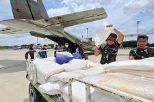 TNI AU – BRIN Modifikasi Cuaca di Langit Sirkuit Mandalika, Sebar Garam di Udara - JPNN.com Bali