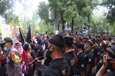 PGN dan Keris Ingatkan AMP; Banyak Warga Bali Ditembak KKB Papua, Kami Tidak Rela - JPNN.com Bali
