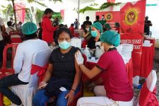 Brigjen Hadi Purnomo; Korban Hoaks Vaksin Dominan Pendatang Kelas Ekonomi ke Bawah - JPNN.com Bali