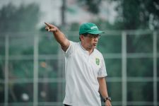 Persebaya Pusing Berburu Pemain Asing, Coach Aji Incar Produk Internal - JPNN.com Bali