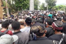 Warga NTB Resah Ceramah Ustaz Mizan Qudsiah Hina Leluhur, Lihat Aksinya, Tidak Main-main - JPNN.com Bali