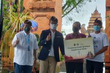 Ridwan Kamil Turut Luncurkan Bjb MESRAkan Bali, Dilakukan di Pura, Bantu Pulihkan Ekonomi dari Pandemi - JPNN.com Bali