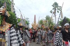 Ribuan Krama Bali Hadiri Pelebon Raja Pemecutan XI, Suasananya Bikin Merinding - JPNN.com Bali