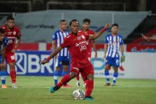 Pelatih Sudirman Hibur Hati Pemain, Tony Sucipto Menyesali Kegagalan - JPNN.com Bali