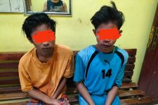Dua ABG Diamuk Massa, Polisi Turunkan Dalmas Bubarkan Warga, Lihat Tuh Tampangnya - JPNN.com Bali