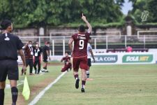 Badai Covid-19 Bikin Persikabo Tak Berdaya, Torres Bawa Borneo FC Gusur Persija - JPNN.com Bali