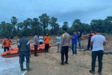 Diterjang Banjir, Seorang Anak di Rote NTT Terseret dan Hilang, Masih Dicari hingga Kini - JPNN.com Bali