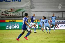 Persib Susah Payah Tahan Imbang Persela, Gagal Gusur Arema FC dari Posisi Runner up Liga 1 - JPNN.com Bali