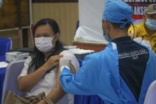 Satgas Covid-19 Optimistis Target Vaksinasi Booster di Buleleng Kelar 6 Hari Lagi - JPNN.com Bali