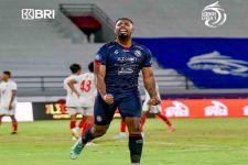 Arema FC Bekuk PSM Makassar 1 – 0, Gol Carlos Fortes Selamatkan Wajah Singo Edan - JPNN.com Bali