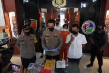 Terungkap, BAW Tega Cabuli Anak Tiri Gegara Handuk, Duh Gusti - JPNN.com Bali