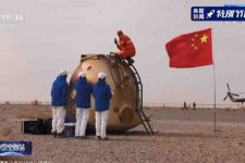 Awak Shenzhou-13 Kembali ke Bumi, Catat Rekor Paling Lama di Orbit - JPNN.com Bali