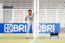 Madura United Datangkan Kiper Tim Degradasi, Statistiknya Duh - JPNN.com Bali