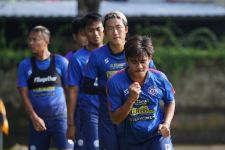 Arema FC Latihan Perdana, Bos Gilang Ingatkan Mimpi Juara Liga 1 2022 - JPNN.com Bali
