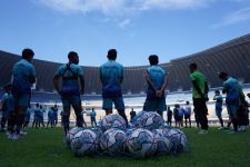 Persib Seleksi Pemain Asing Asia, Pesepak Bola Jepang Saling Berebut Slot - JPNN.com Bali