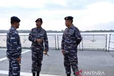 Dua Jenderal Pantau Bali dari Atas Kapal Perang, Jangan Macam-macam - JPNN.com Bali