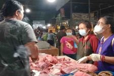Ini Temuan Distan Denpasar saat Cek Daging Babi Jelang Galungan, Astungkara - JPNN.com Bali