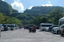 3 Hari Nonstop Pantai Pandawa Banjir Wisatawan, Dominan Turis Domestik - JPNN.com Bali