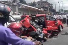 Detik-detik Bus SMP Lab School Unesa 2 Surabaya Picu Kecelakaan Beruntun, OMG! - JPNN.com Bali