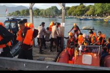 KMP Nusa Dua Terseret Arus Selat Bali, Evakuasi 160 Penumpang Menegangkan - JPNN.com Bali