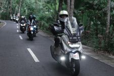 Legend Riders Club & Komunitas Gilamotor Jelajahi Jawa-Bali, Wow - JPNN.com Bali