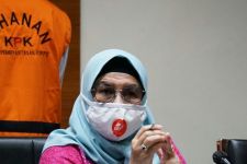 Lili Pintauli Siregar di Bali, Dewan Pengawas KPK Tunda Sidang Etik - JPNN.com Bali