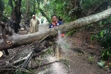 Cuaca Bali Hari Ini: Hujan Guyur Bangli & Klungkung, Karangasem Dilanda Angin Kencang - JPNN.com Bali