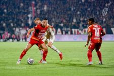 Bali United Diuntungkan Persija Menjelang Duel Minggu Depan, Teco Semringah - JPNN.com Bali