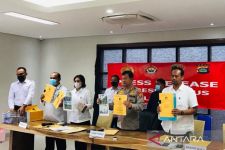 Polda Bali Tahan Eks Ketua LPD Ungasan, Lihat yang Ditunjukkan Kombes Satake - JPNN.com Bali