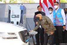 Wapres Sebut KTT G20 Jadi Pintu Masuk Konversi Kendaraan Listrik, Luhut Merespons - JPNN.com Bali