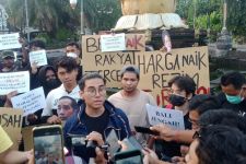 ABJ Sentil Presiden Jokowi, Sindir Perayaan Ulang Tahun Puan Maharani, Hhmm - JPNN.com Bali