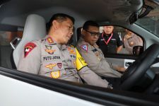 Irjen Jayan Danu Cek Mobil Operasional KTT G20, Simak Responsnya - JPNN.com Bali