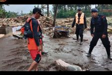 Update Banjir Bandang Jembrana: Ratusan Rumah Terendam Banjir, Korban Mengungsi - JPNN.com Bali
