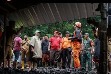 Karangasem Dikepung Banjir & Longsor, 3 Nyawa Melayang, Bupati Dana Bergerak - JPNN.com Bali