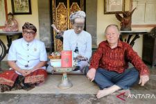 Antropolog Prancis: Indonesia Layak Jadi Panutan Dunia, Sebut Peran Besar Pancasila - JPNN.com Bali