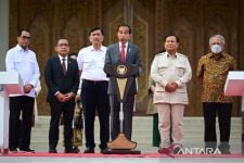 Sambil Mengucap Bismillah, Jokowi Meresmikan Gedung VVIP Bandara & 3 Pelabuhan Penting di Bali - JPNN.com Bali