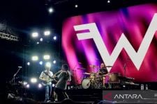 Weezer Sapa Fan Bali Om Swastyastu, Rivers Cuamo: Indonesia Sangar - JPNN.com Bali