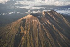 Gempa Karangasem tak Mempengaruhi Aktivitas Gunung Agung, BPBD: Stop Hoaks - JPNN.com Bali