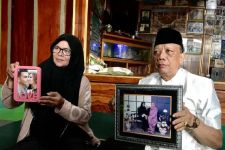 Detik-detik Keluarga Korban Gempa Turki di Bali Melihat Pemakaman Nia Marlinda Via Video, Haru  - JPNN.com Bali