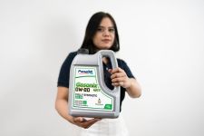 PanaOil Rilis Pelumas Mobil Gasonix dengan Formula Ester Dura Technology - JPNN.com Bali