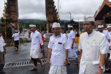 Mangku Pastika Blak-blakan, Dukung Gubernur Koster 2 Periode, Alasannya Makjleb - JPNN.com Bali