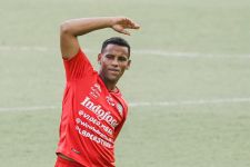 Teco Asah Taktik Jelang Kontra Arema FC, Sentil Kondisi Terbaru Eber Bessa, Duh - JPNN.com Bali