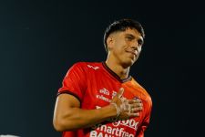 Elias Dolah Sah Berseragam Bali United, Hasil Tes Kesehatan Memuaskan - JPNN.com Bali