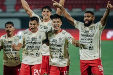Teco Puji Arema FC Jelang Bentrok Senin Lusa, Sentil Valente & 2 Pemain Amerika Latin - JPNN.com Bali