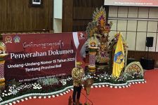Komisi II DPR RI Tersentil Koster Gegara UU Provinsi Bali, Bantah Ada Sentimen, Ternyata - JPNN.com Bali